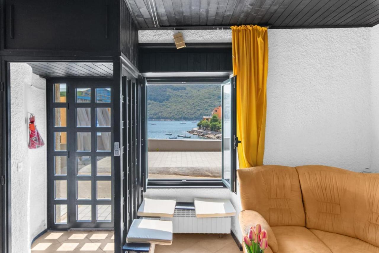 Apartmani Ella Rabac Exterior photo